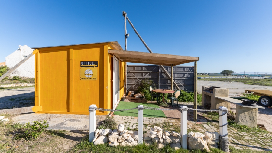 Commercial Property for Sale in Struisbaai Western Cape